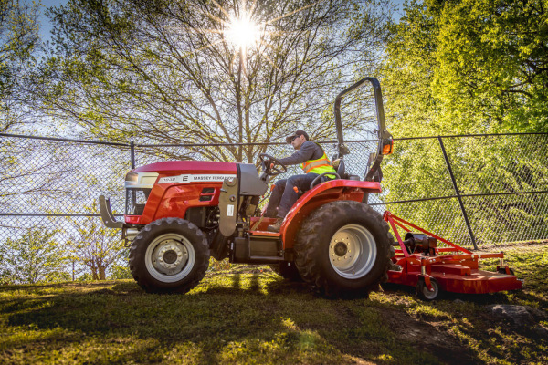 Massey-Ferg-1835E-21.jpg